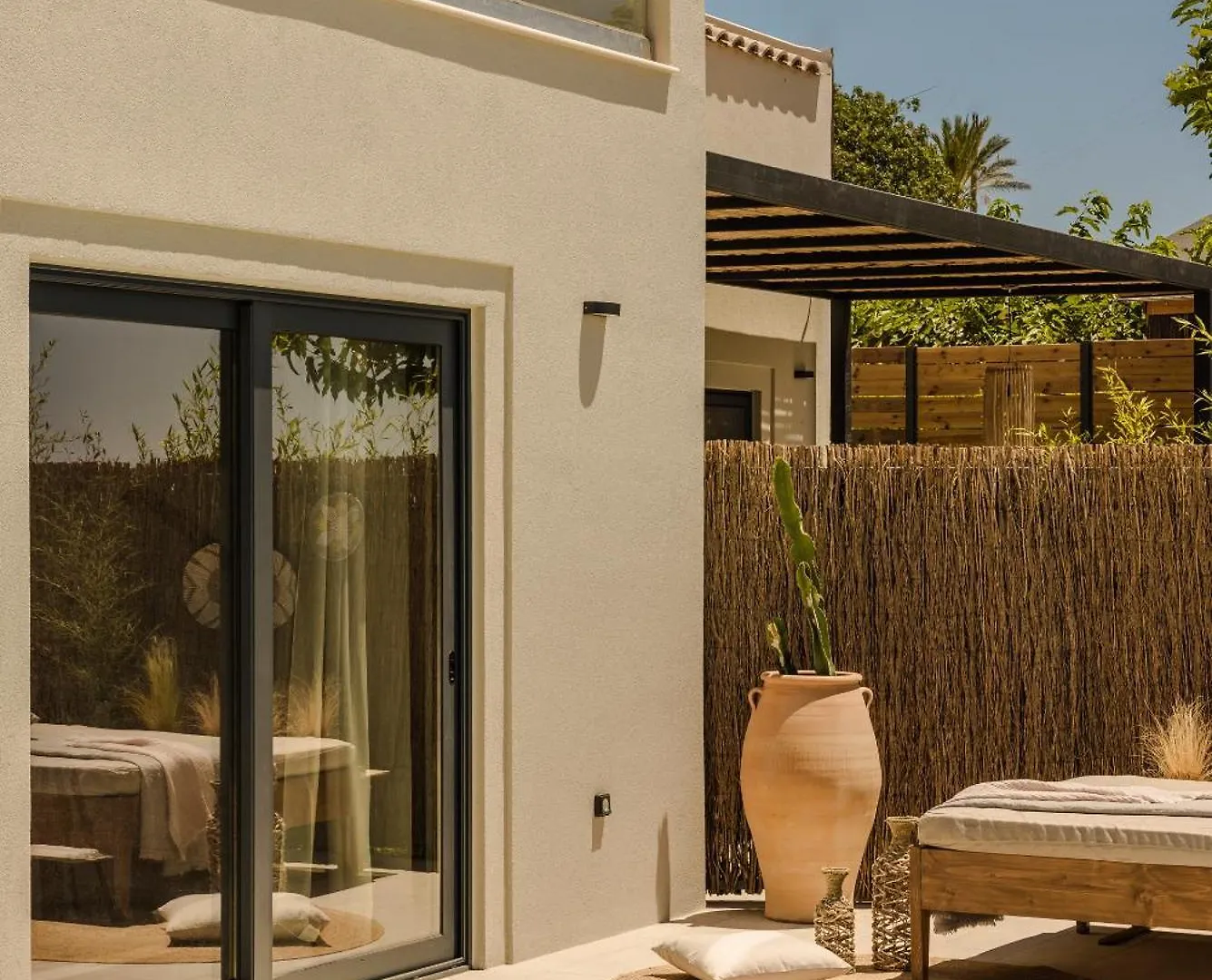 Hilaritas Luxury Suites Sea View, Private Pool & Jacuzzi Paradise Ratzaklíon