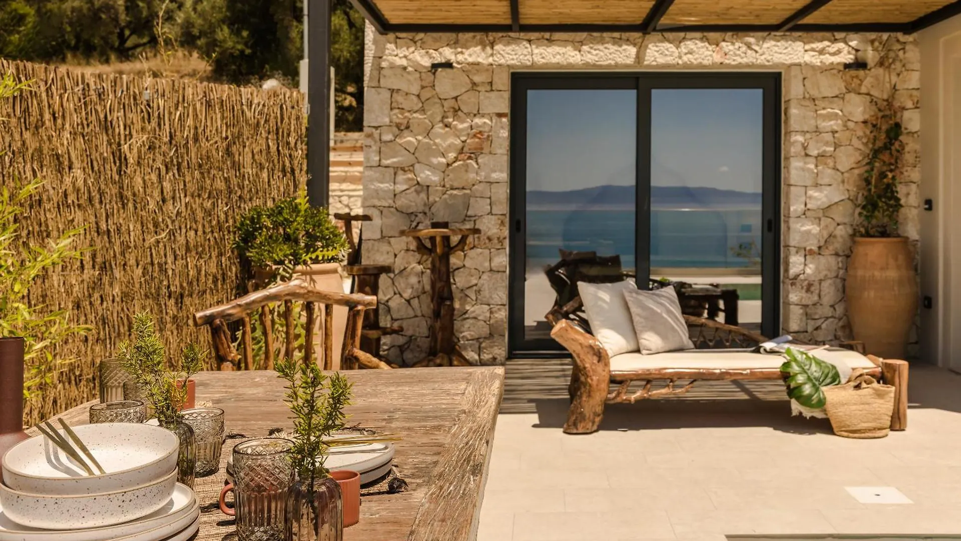 Hilaritas Luxury Suites Sea View, Private Pool & Jacuzzi Paradise Ratzaklíon 0*,