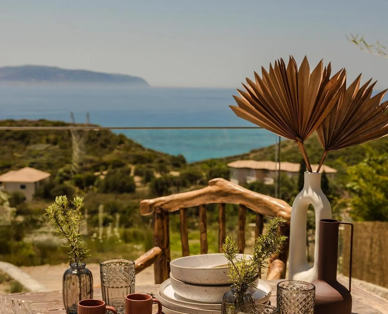 Ferienhaus Hilaritas Luxury Suites Sea View, Private Pool & Jacuzzi Paradise Ratzaklíon Griechenland