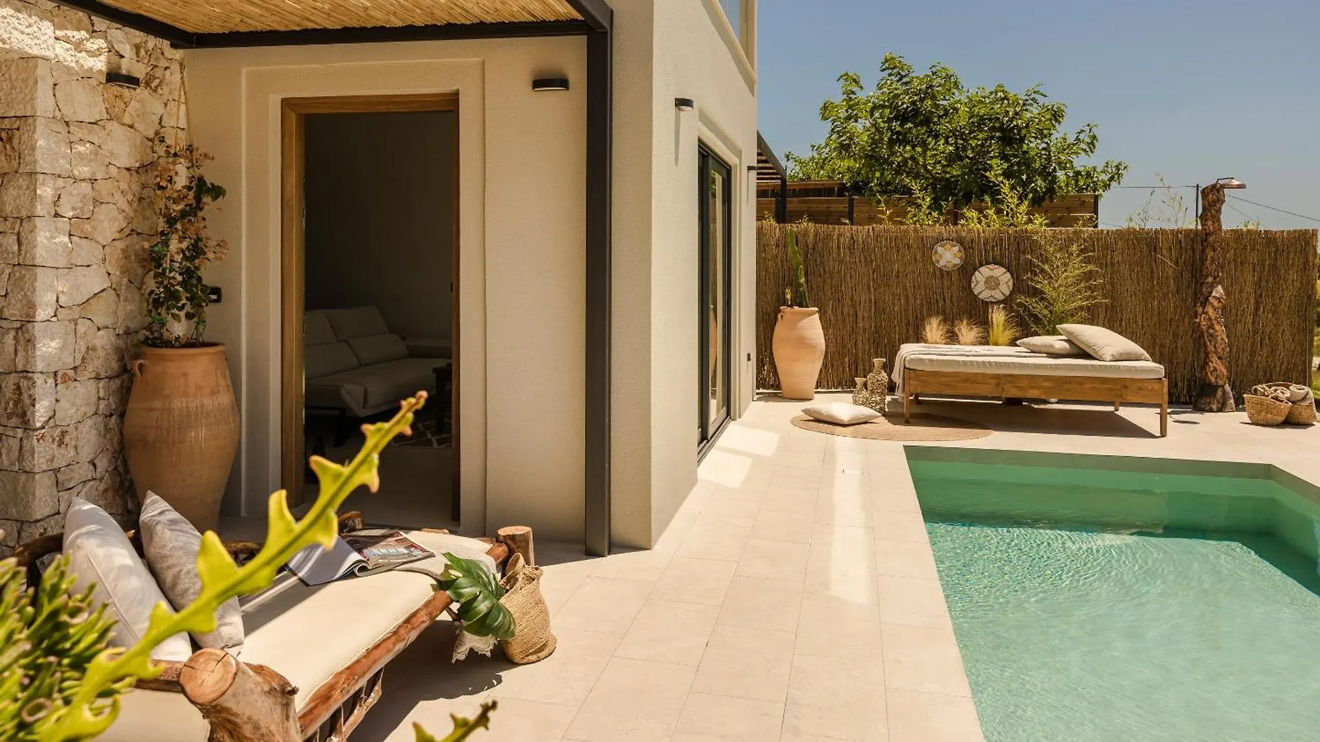 Hilaritas Luxury Suites Sea View, Private Pool & Jacuzzi Paradise Ratzaklíon 0*,