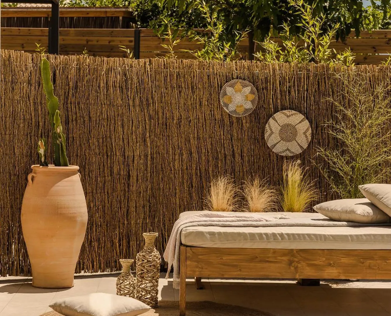 Ferienhaus Hilaritas Luxury Suites Sea View, Private Pool & Jacuzzi Paradise Ratzaklíon Griechenland
