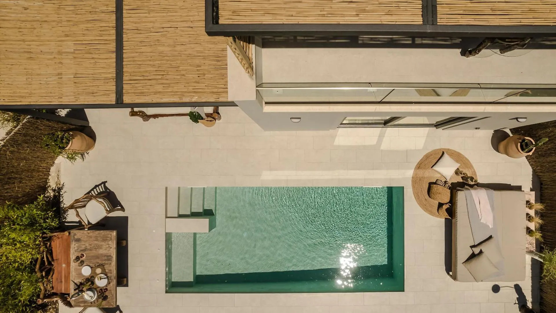 Hilaritas Luxury Suites Sea View, Private Pool & Jacuzzi Paradise Ratzaklíon
