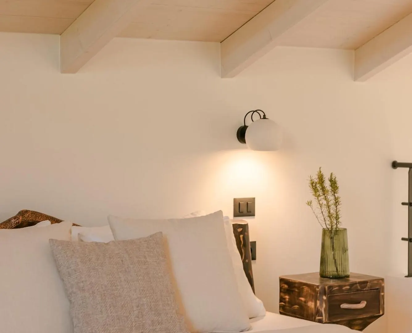 Hilaritas Luxury Suites Sea View, Private Pool & Jacuzzi Paradise Ratzaklíon