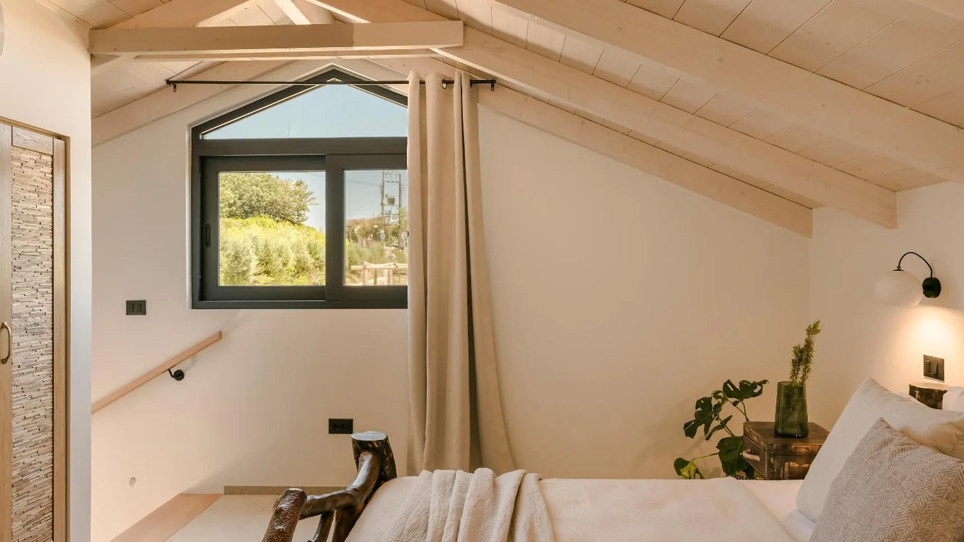 Hilaritas Luxury Suites Sea View, Private Pool & Jacuzzi Paradise Ratzaklíon 0*,  Griechenland