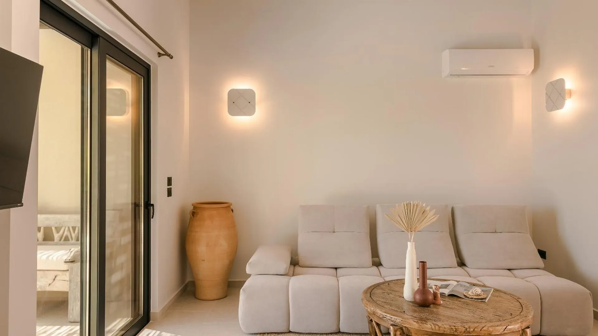 Hilaritas Luxury Suites Sea View, Private Pool & Jacuzzi Paradise Ratzaklíon 度假居