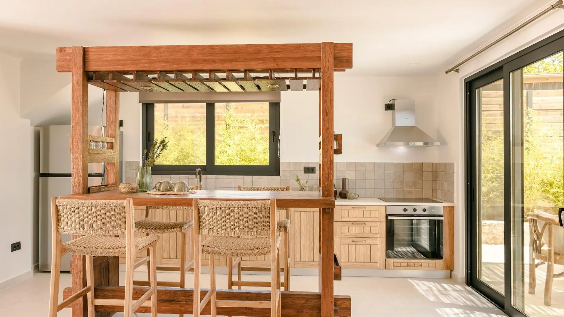 Hilaritas Luxury Suites Sea View, Private Pool & Jacuzzi Paradise Ratzaklíon 度假居